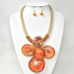 Oversized Wired Round Stone Petal Floral Pendant Accent Statement Necklace