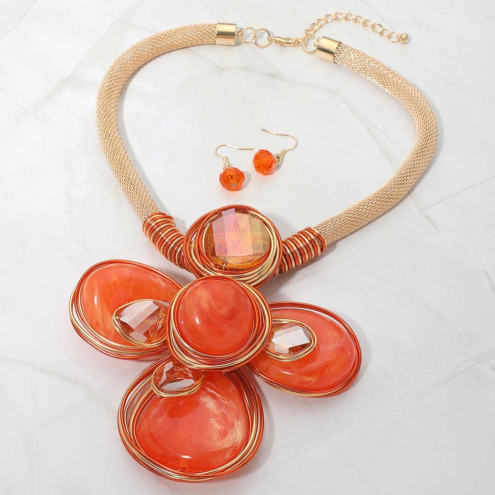 Oversized Wired Round Stone Petal Floral Pendant Accent Statement Necklace