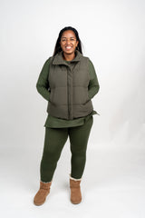 Cozy Commute High Neck Puffer Vest (QJ-7259)