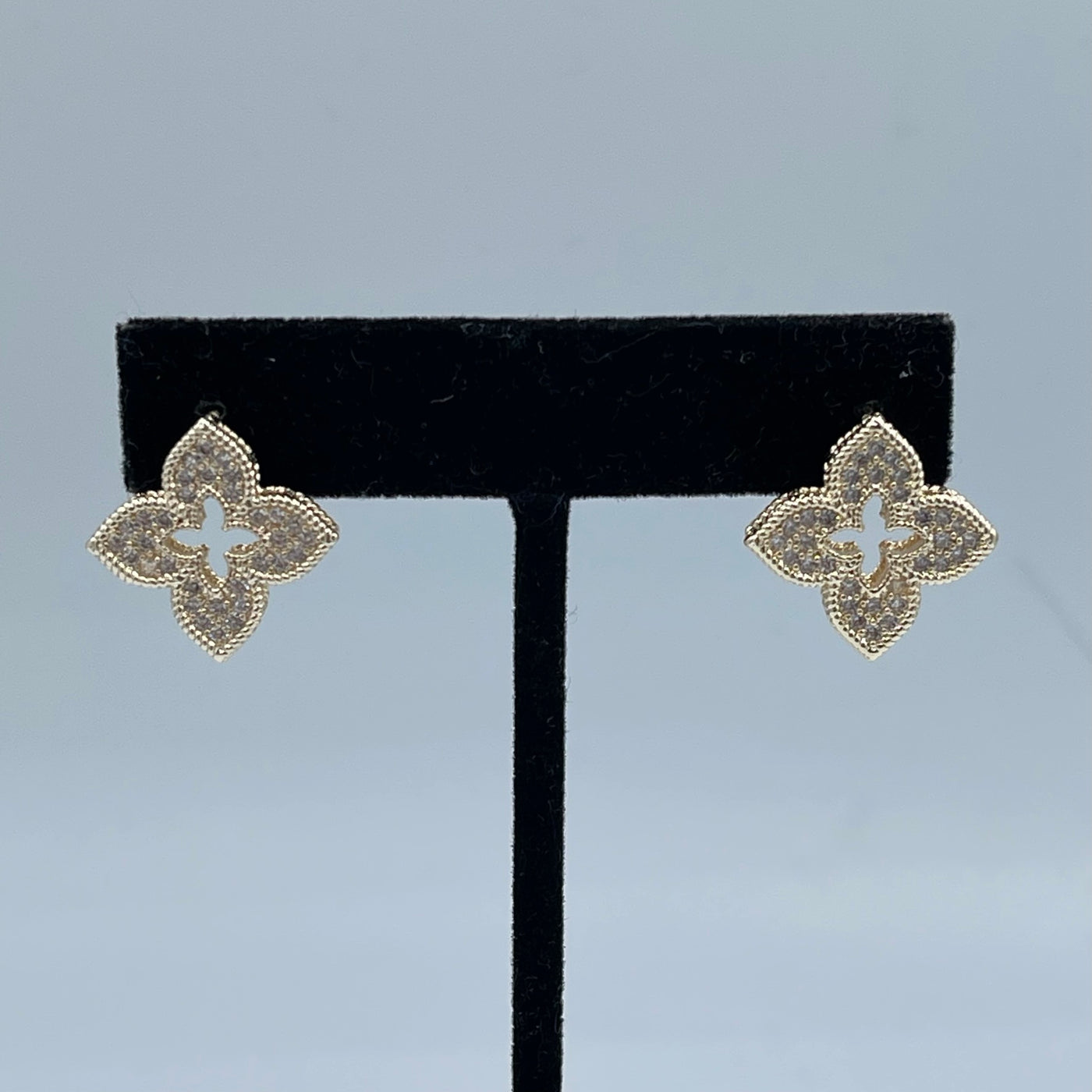 Luxury Clover Stud