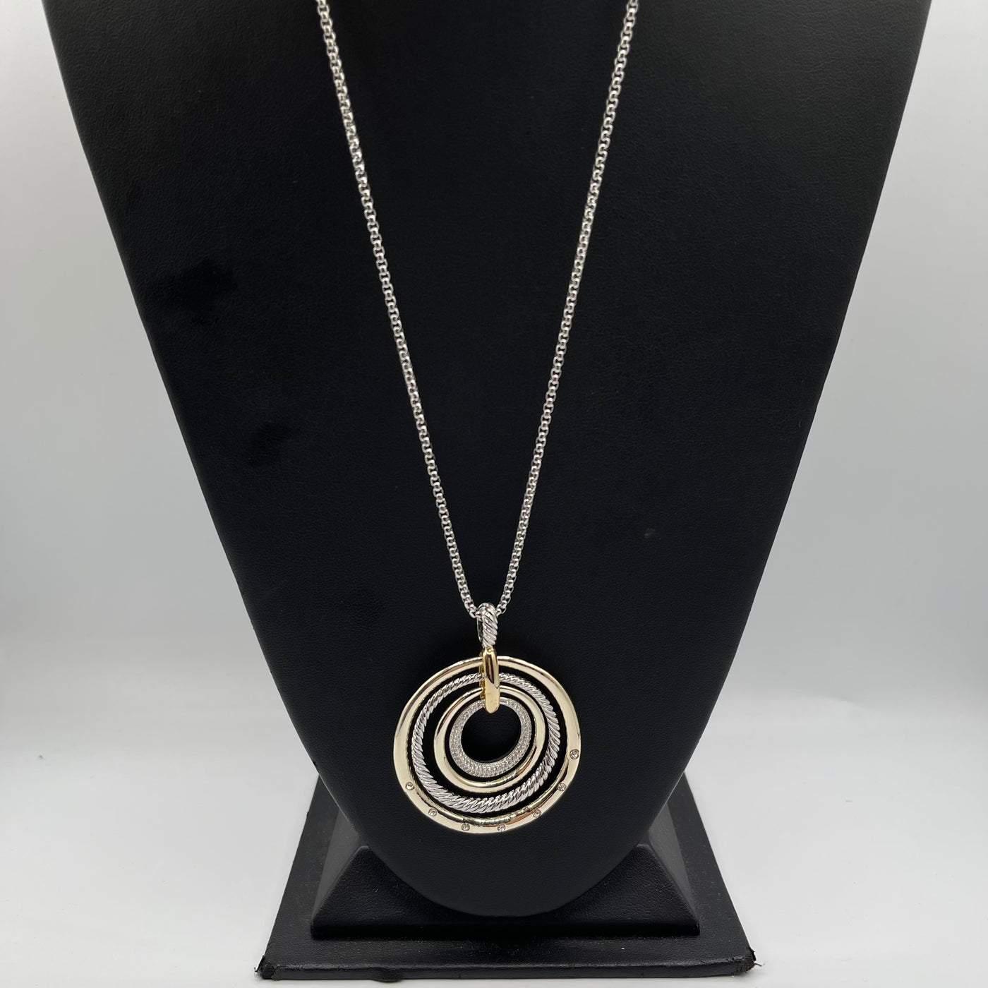 Hypnotic Necklace