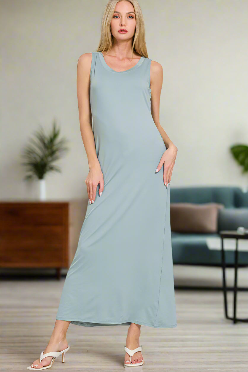Flared Scoop Neck Maxi Dress