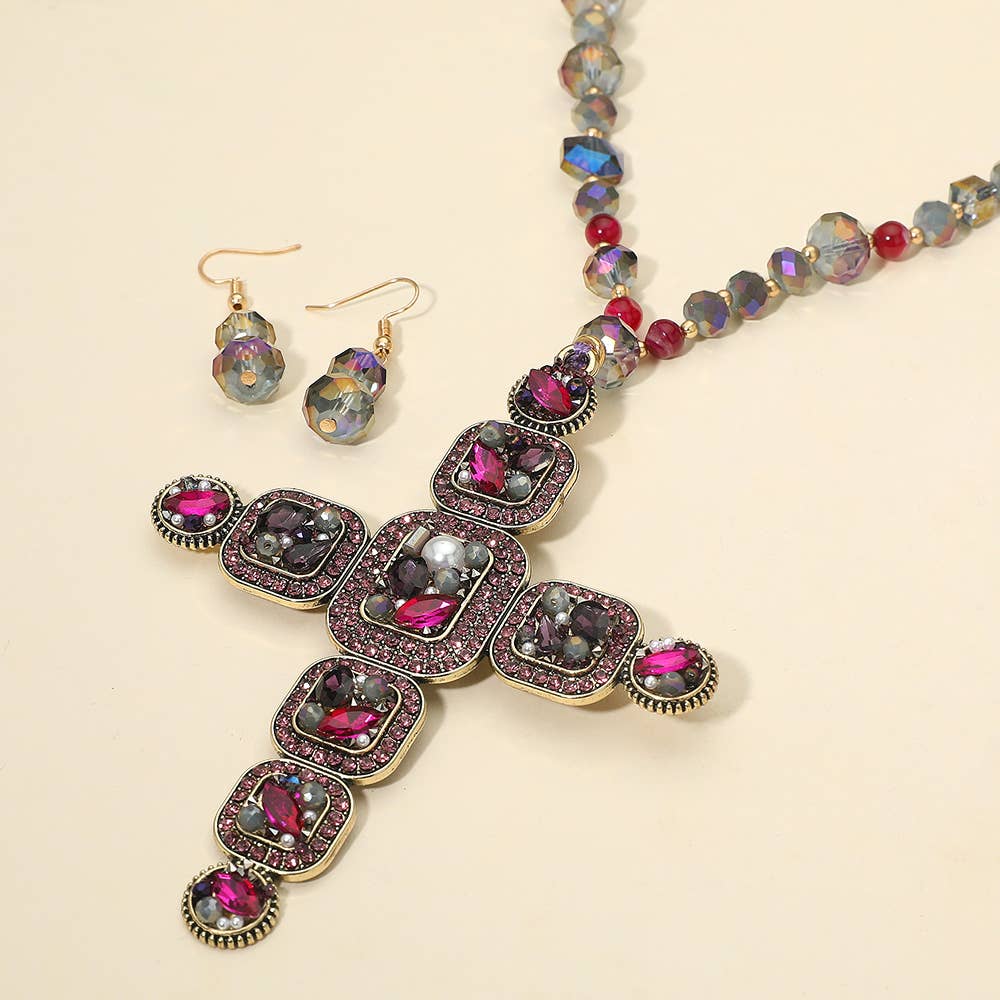 Crossroads Statement Necklace Set.